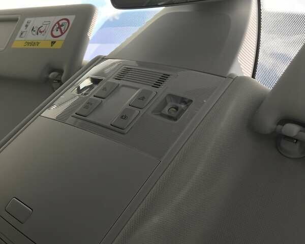 Белый Фольксваген e-Golf, объемом двигателя 0 л и пробегом 17 тыс. км за 15999 $, фото 26 на Automoto.ua