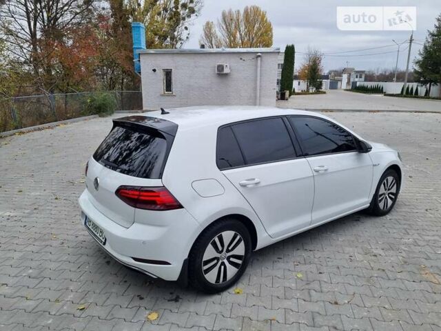 Білий Фольксваген e-Golf, об'ємом двигуна 0 л та пробігом 41 тис. км за 17950 $, фото 3 на Automoto.ua