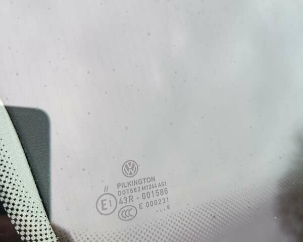 Білий Фольксваген e-Golf, об'ємом двигуна 0 л та пробігом 78 тис. км за 11600 $, фото 17 на Automoto.ua