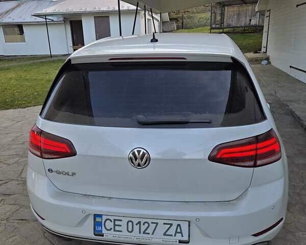 Білий Фольксваген e-Golf, об'ємом двигуна 0 л та пробігом 72 тис. км за 16300 $, фото 5 на Automoto.ua