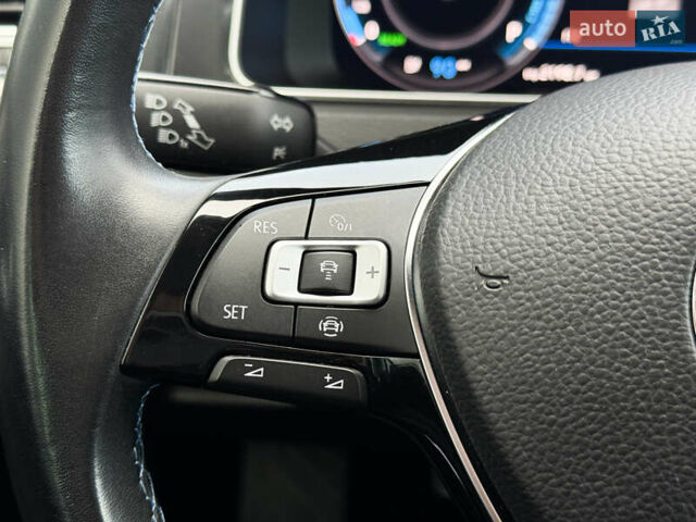 Білий Фольксваген e-Golf, об'ємом двигуна 0 л та пробігом 20 тис. км за 18001 $, фото 12 на Automoto.ua
