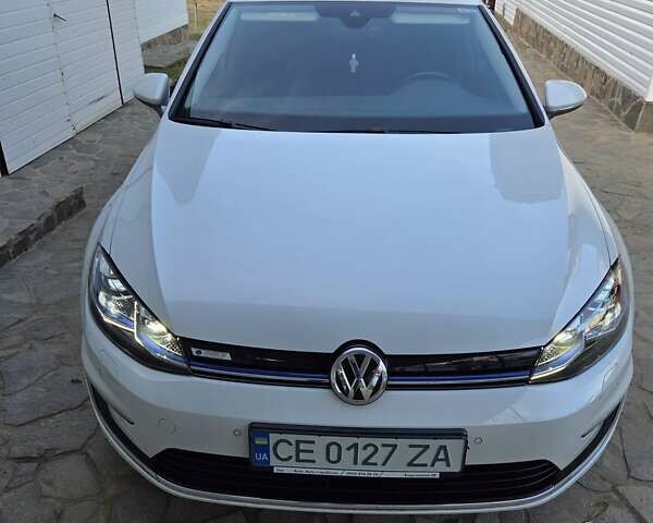 Білий Фольксваген e-Golf, об'ємом двигуна 0 л та пробігом 72 тис. км за 16300 $, фото 8 на Automoto.ua
