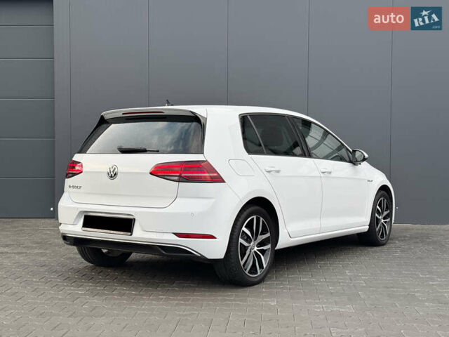 Білий Фольксваген e-Golf, об'ємом двигуна 0 л та пробігом 20 тис. км за 18001 $, фото 5 на Automoto.ua