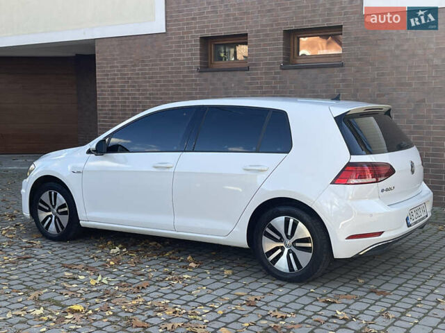 Білий Фольксваген e-Golf, об'ємом двигуна 0 л та пробігом 78 тис. км за 11500 $, фото 10 на Automoto.ua