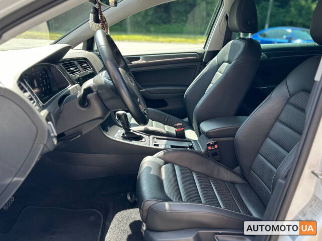 Білий Фольксваген e-Golf, об'ємом двигуна 35 л та пробігом 44 тис. км за 19200 $, фото 8 на Automoto.ua