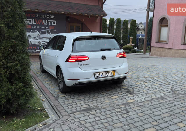 Белый Фольксваген e-Golf, объемом двигателя 0 л и пробегом 88 тыс. км за 14500 $, фото 9 на Automoto.ua