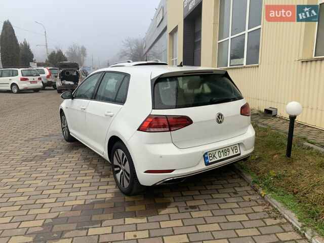 Белый Фольксваген e-Golf, объемом двигателя 0 л и пробегом 146 тыс. км за 12650 $, фото 11 на Automoto.ua
