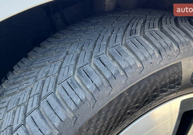 Белый Фольксваген e-Golf, объемом двигателя 0 л и пробегом 84 тыс. км за 13250 $, фото 50 на Automoto.ua