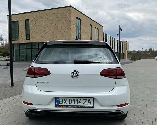 Білий Фольксваген e-Golf, об'ємом двигуна 0 л та пробігом 82 тис. км за 13000 $, фото 4 на Automoto.ua