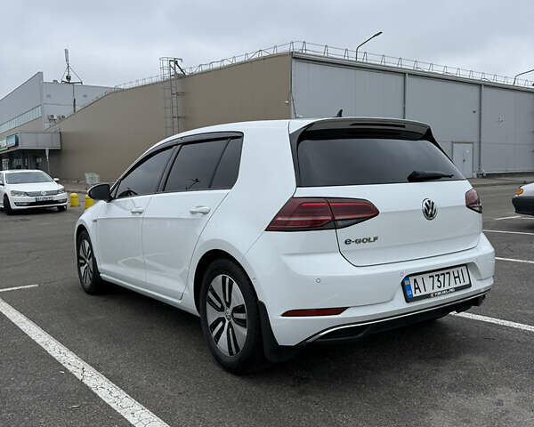 Білий Фольксваген e-Golf, об'ємом двигуна 0 л та пробігом 104 тис. км за 16699 $, фото 5 на Automoto.ua