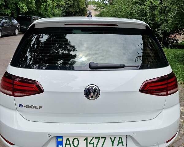 Білий Фольксваген e-Golf, об'ємом двигуна 0 л та пробігом 80 тис. км за 14300 $, фото 12 на Automoto.ua