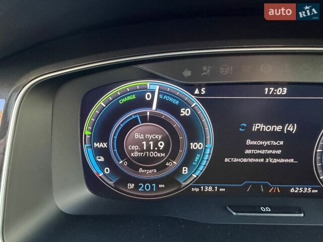 Білий Фольксваген e-Golf, об'ємом двигуна 0 л та пробігом 62 тис. км за 16500 $, фото 12 на Automoto.ua