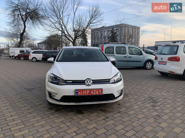 Белый Фольксваген e-Golf, объемом двигателя 0 л и пробегом 146 тыс. км за 12650 $, фото 5 на Automoto.ua