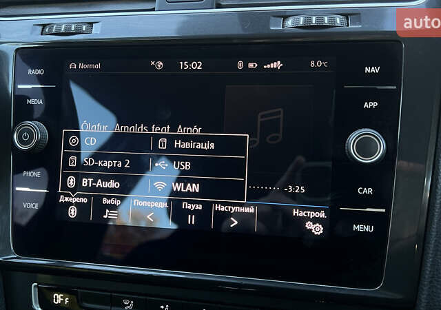 Белый Фольксваген e-Golf, объемом двигателя 0 л и пробегом 84 тыс. км за 13250 $, фото 123 на Automoto.ua