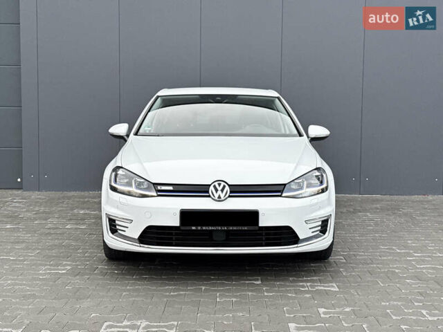 Білий Фольксваген e-Golf, об'ємом двигуна 0 л та пробігом 20 тис. км за 18001 $, фото 1 на Automoto.ua