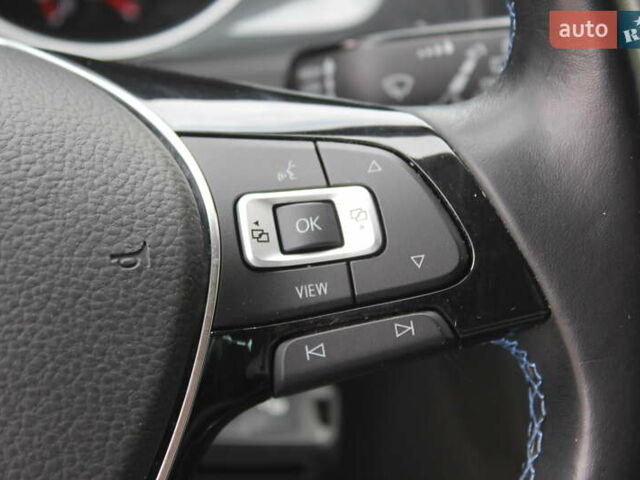 Белый Фольксваген e-Golf, объемом двигателя 0 л и пробегом 68 тыс. км за 14999 $, фото 37 на Automoto.ua