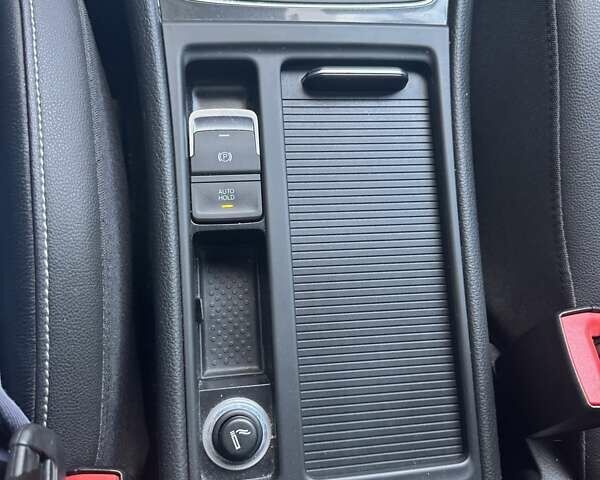 Білий Фольксваген e-Golf, об'ємом двигуна 0 л та пробігом 39 тис. км за 19500 $, фото 20 на Automoto.ua