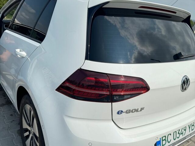 Білий Фольксваген e-Golf, об'ємом двигуна 0 л та пробігом 42 тис. км за 17800 $, фото 19 на Automoto.ua
