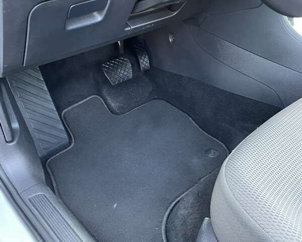 Білий Фольксваген e-Golf, об'ємом двигуна 0 л та пробігом 35 тис. км за 15600 $, фото 32 на Automoto.ua