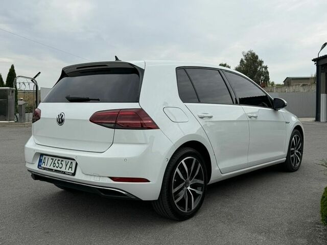 Білий Фольксваген e-Golf, об'ємом двигуна 0 л та пробігом 138 тис. км за 16700 $, фото 8 на Automoto.ua
