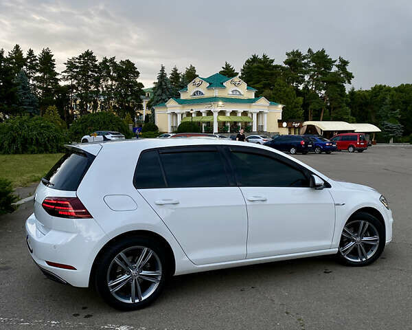 Білий Фольксваген e-Golf, об'ємом двигуна 0 л та пробігом 35 тис. км за 19000 $, фото 3 на Automoto.ua