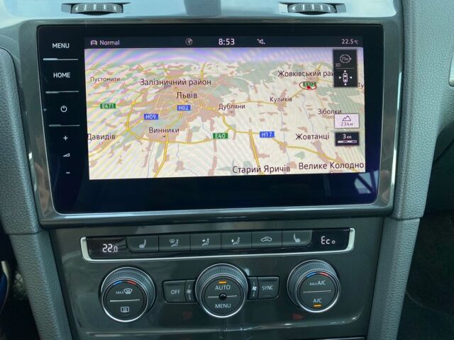 Белый Фольксваген e-Golf, объемом двигателя 0 л и пробегом 17 тыс. км за 14400 $, фото 25 на Automoto.ua