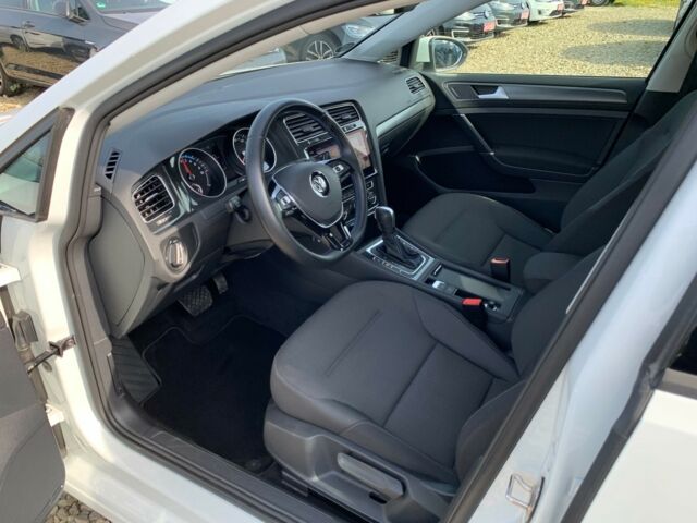 Білий Фольксваген e-Golf, об'ємом двигуна 0 л та пробігом 25 тис. км за 15700 $, фото 17 на Automoto.ua