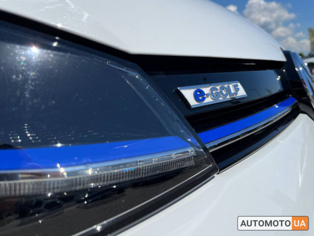 Білий Фольксваген e-Golf, об'ємом двигуна 36 л та пробігом 56 тис. км за 15300 $, фото 8 на Automoto.ua