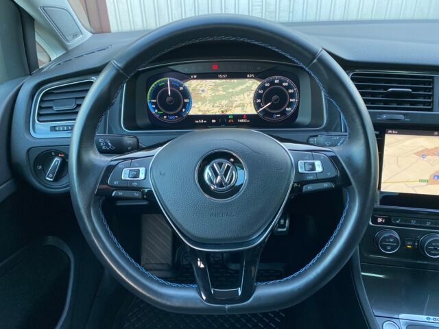 Білий Фольксваген e-Golf, об'ємом двигуна 0 л та пробігом 14 тис. км за 19200 $, фото 41 на Automoto.ua