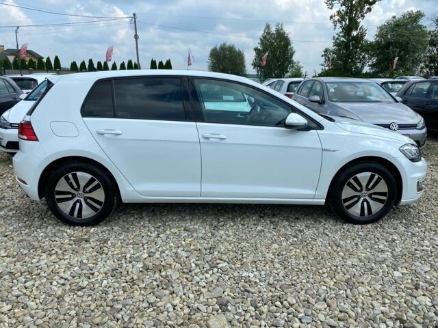 Белый Фольксваген e-Golf, объемом двигателя 0 л и пробегом 47 тыс. км за 13900 $, фото 11 на Automoto.ua