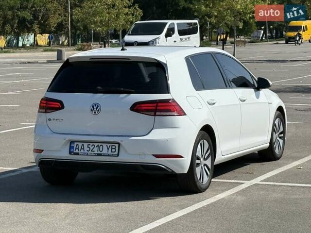 Білий Фольксваген e-Golf, об'ємом двигуна 0 л та пробігом 104 тис. км за 13700 $, фото 5 на Automoto.ua
