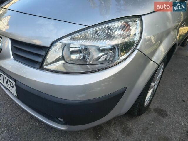 Белый Фольксваген e-Golf, объемом двигателя 0 л и пробегом 182 тыс. км за 14499 $, фото 9 на Automoto.ua