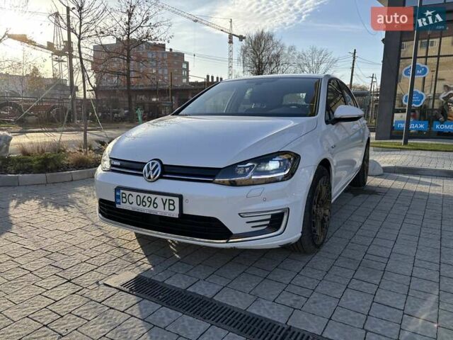 Білий Фольксваген e-Golf, об'ємом двигуна 0 л та пробігом 129 тис. км за 13400 $, фото 8 на Automoto.ua
