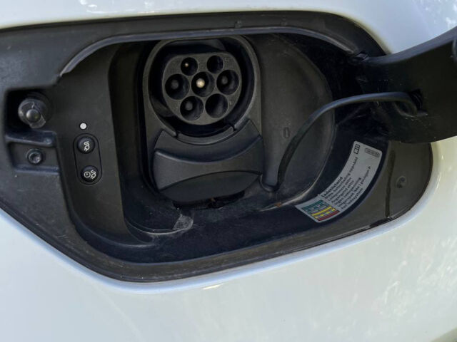 Білий Фольксваген e-Golf, об'ємом двигуна 0 л та пробігом 169 тис. км за 13000 $, фото 7 на Automoto.ua