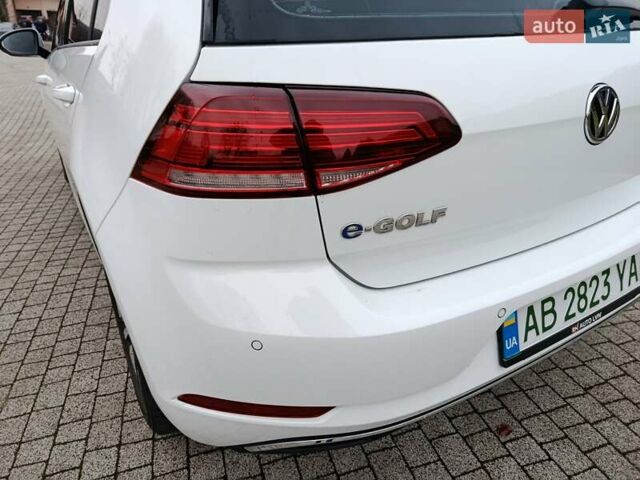 Білий Фольксваген e-Golf, об'ємом двигуна 0 л та пробігом 78 тис. км за 11600 $, фото 4 на Automoto.ua