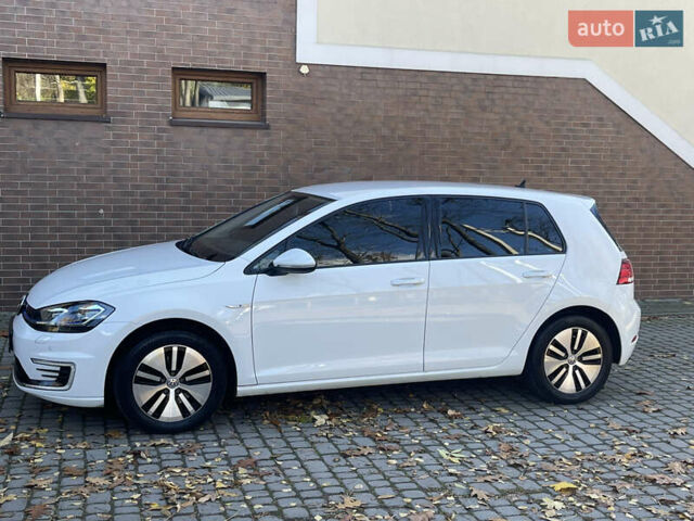 Білий Фольксваген e-Golf, об'ємом двигуна 0 л та пробігом 78 тис. км за 11500 $, фото 11 на Automoto.ua