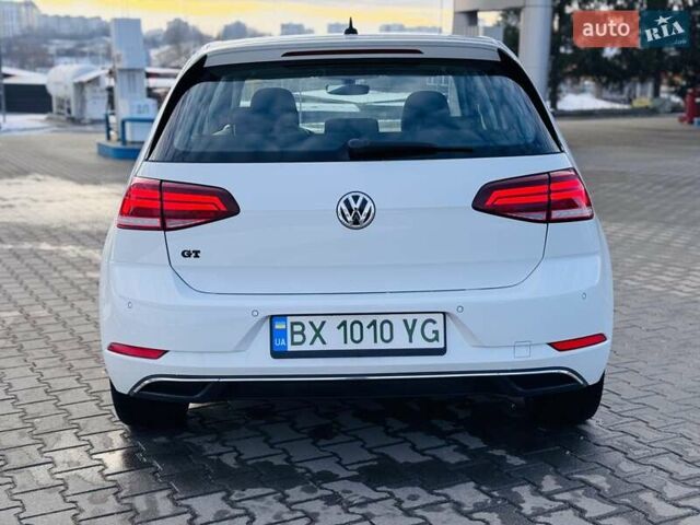 Белый Фольксваген e-Golf, объемом двигателя 0 л и пробегом 87 тыс. км за 12999 $, фото 15 на Automoto.ua