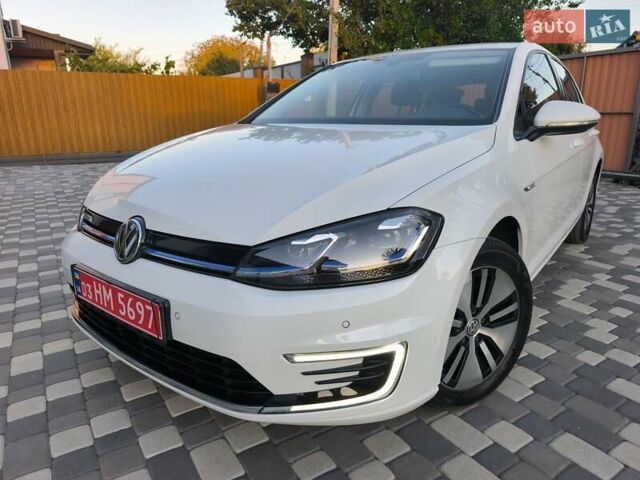 Білий Фольксваген e-Golf, об'ємом двигуна 0 л та пробігом 108 тис. км за 13800 $, фото 2 на Automoto.ua