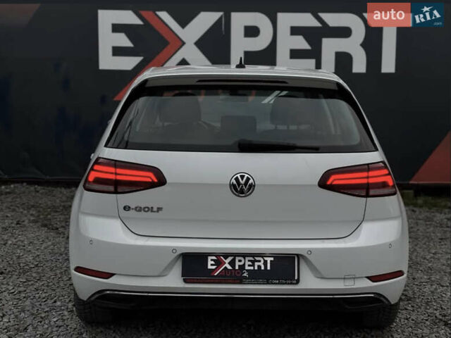 Білий Фольксваген e-Golf, об'ємом двигуна 0 л та пробігом 60 тис. км за 14490 $, фото 3 на Automoto.ua