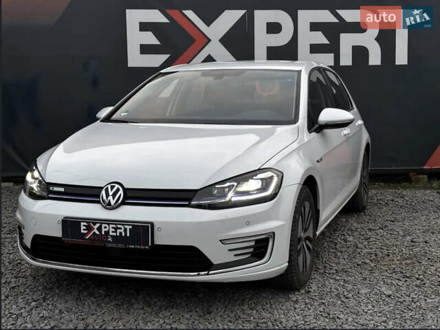 Білий Фольксваген e-Golf, об'ємом двигуна 0 л та пробігом 60 тис. км за 14490 $, фото 1 на Automoto.ua