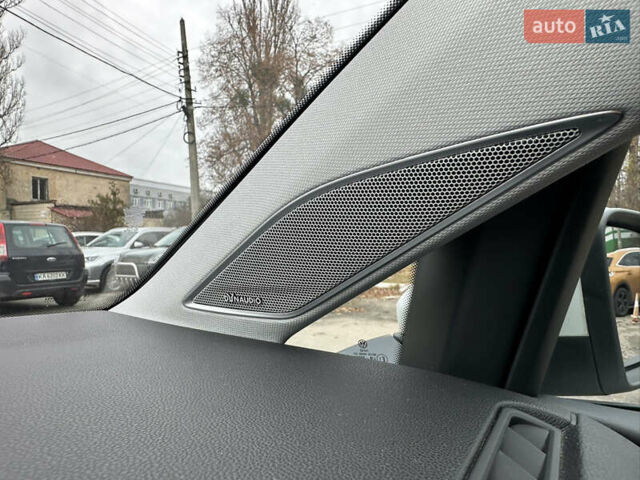 Белый Фольксваген e-Golf, объемом двигателя 0 л и пробегом 98 тыс. км за 16450 $, фото 28 на Automoto.ua