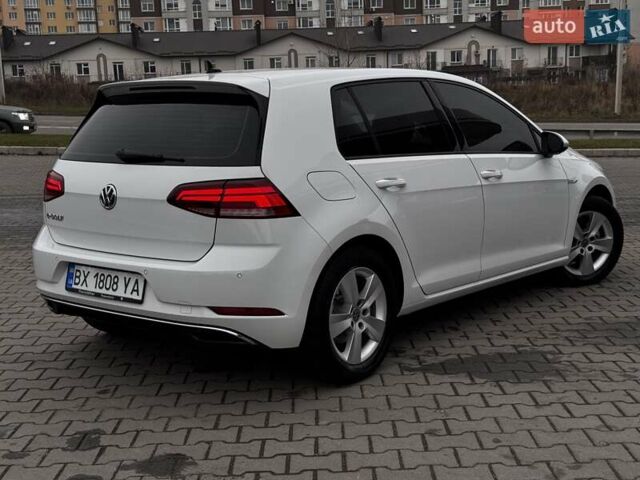 Белый Фольксваген e-Golf, объемом двигателя 0 л и пробегом 71 тыс. км за 12999 $, фото 2 на Automoto.ua