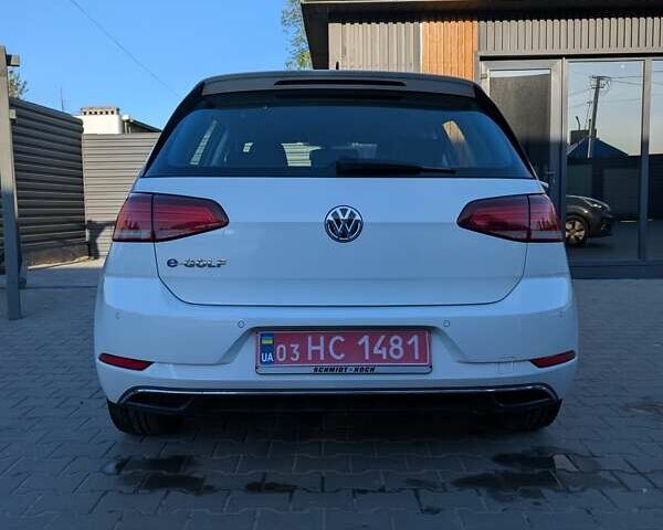 Білий Фольксваген e-Golf, об'ємом двигуна 0 л та пробігом 28 тис. км за 14900 $, фото 16 на Automoto.ua