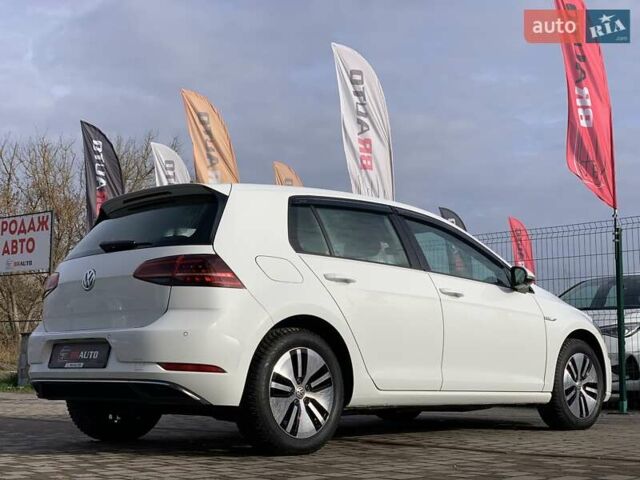 Белый Фольксваген e-Golf, объемом двигателя 0 л и пробегом 73 тыс. км за 13955 $, фото 14 на Automoto.ua