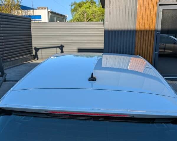 Білий Фольксваген e-Golf, об'ємом двигуна 0 л та пробігом 28 тис. км за 14900 $, фото 28 на Automoto.ua