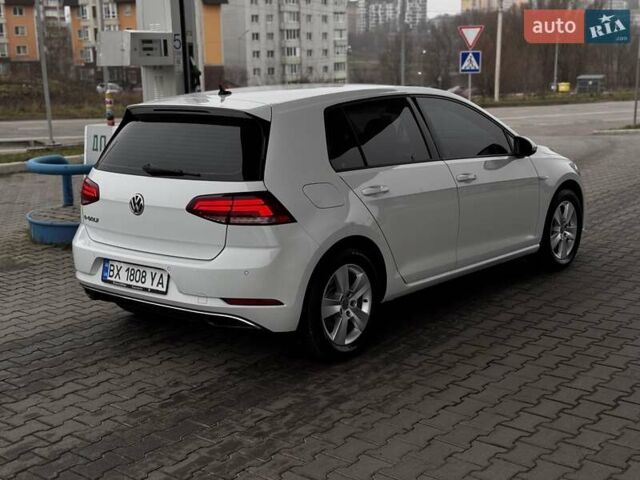 Белый Фольксваген e-Golf, объемом двигателя 0 л и пробегом 71 тыс. км за 12999 $, фото 41 на Automoto.ua