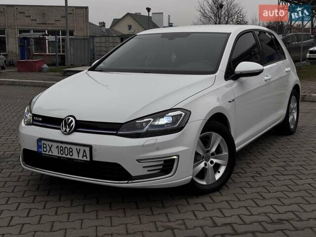 Белый Фольксваген e-Golf, объемом двигателя 0 л и пробегом 71 тыс. км за 12999 $, фото 1 на Automoto.ua