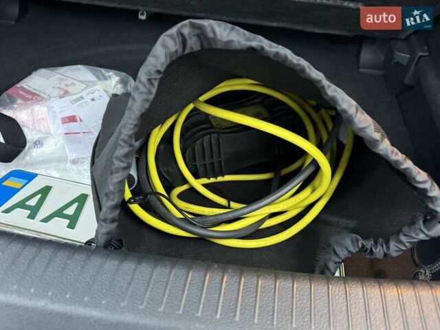 Білий Фольксваген e-Golf, об'ємом двигуна 0 л та пробігом 79 тис. км за 13900 $, фото 30 на Automoto.ua