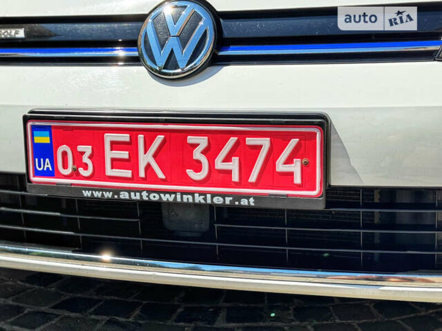 Білий Фольксваген e-Golf, об'ємом двигуна 0 л та пробігом 65 тис. км за 15999 $, фото 11 на Automoto.ua