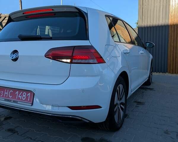 Білий Фольксваген e-Golf, об'ємом двигуна 0 л та пробігом 28 тис. км за 14900 $, фото 14 на Automoto.ua